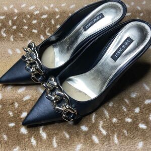 Nine West Black Mule heels